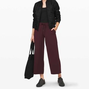 NWT lululemon On The Fly 7/8 Wide-Leg Pant *Woven